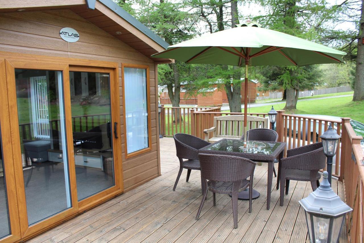 Lazy Days Lodge Glendevon Exterior photo