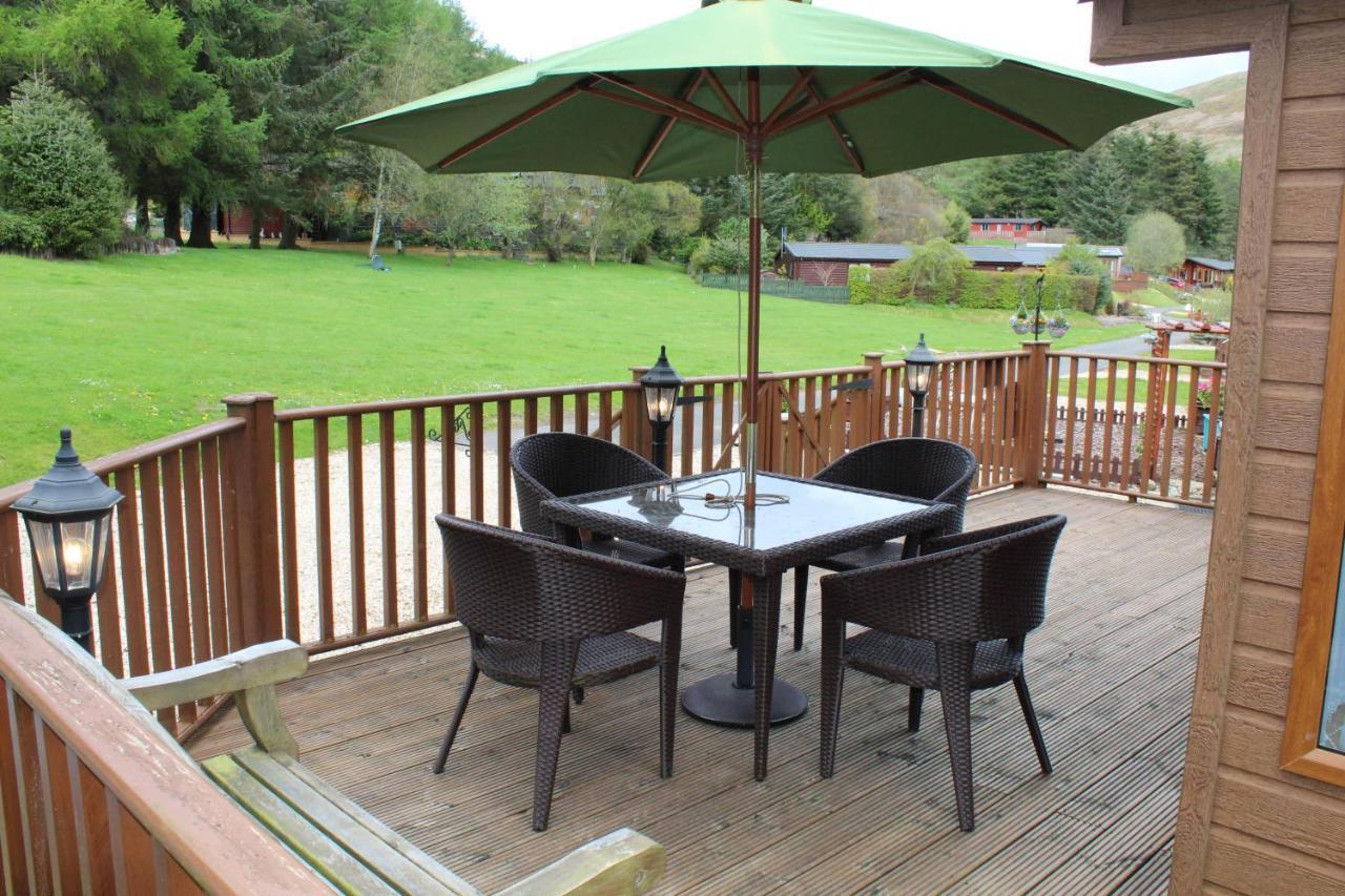 Lazy Days Lodge Glendevon Exterior photo